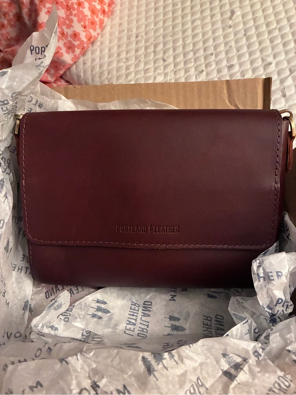 Portland Leather Women's medium metro in cognac
